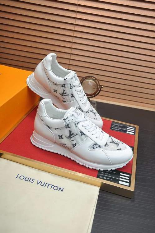 Picture of Louis Vuitton Shoes _SKULVsz38-45mnf055317155